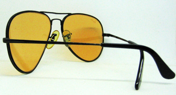 Ray-Ban USA Vintage 1990s B&L Aviator Ambermatic Deep Groove Nr.Mint Sunglasses