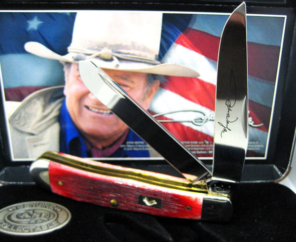 John Wayne Knife Case USA folding 07444 Barnboard Jigged Dark Red Bone Trapper