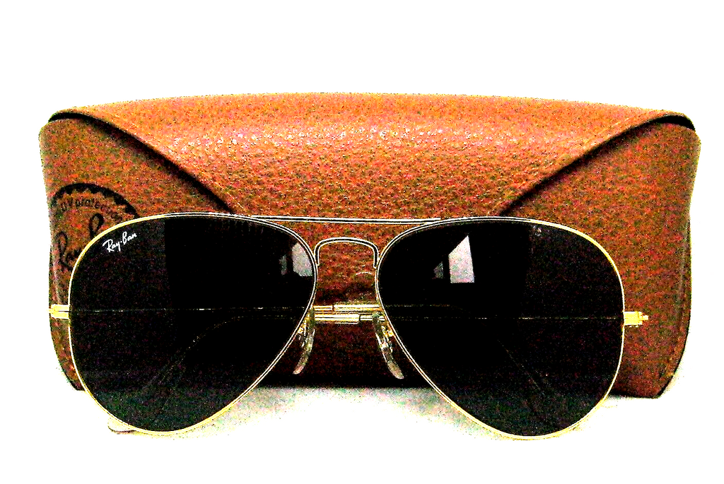 Ray-Ban USA Vintage 1980s NOS Bausch & Lomb Aviator  Gold 62mm New Sunglasses