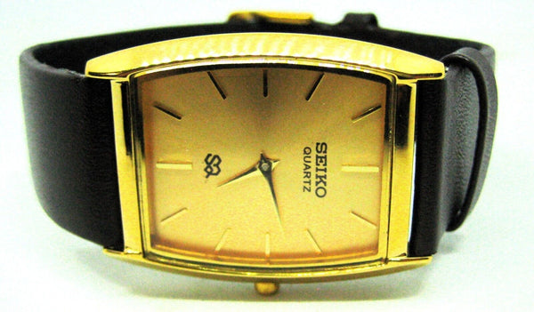 Seiko Quartz Slim Oval Men's Wrist Watch Simple Dial New Battery Japan Made Mint